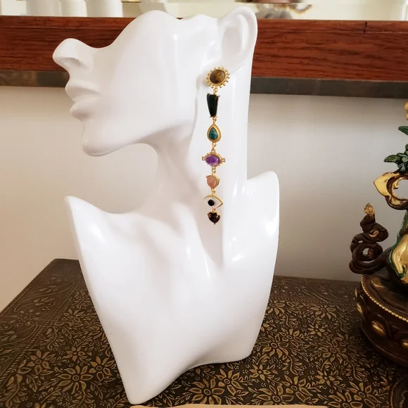 Zariin Chakra Dangling Shoulder Duster Earrings - Picture 13 of 14